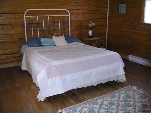 cabin21_BR1B.JPG (29759 bytes)