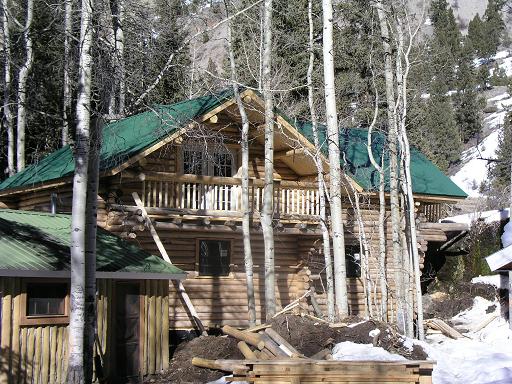 cabin23_balcony2.JPG (71622 bytes)