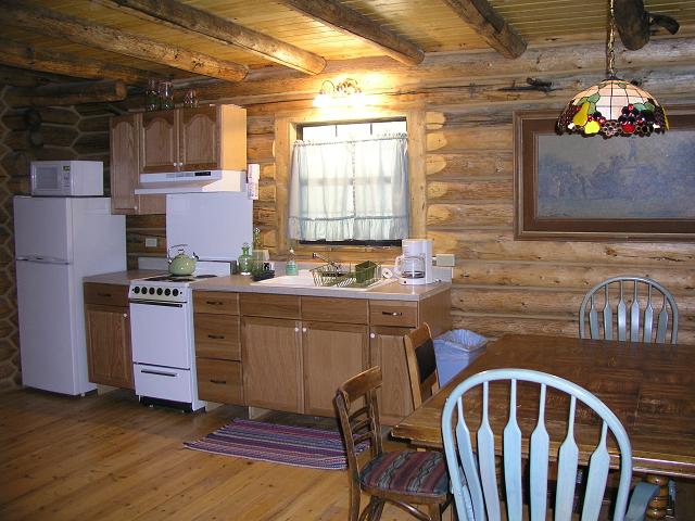 cabin23_kit.JPG (60323 bytes)