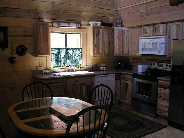 cabin29-kit9.JPG (57075 bytes)