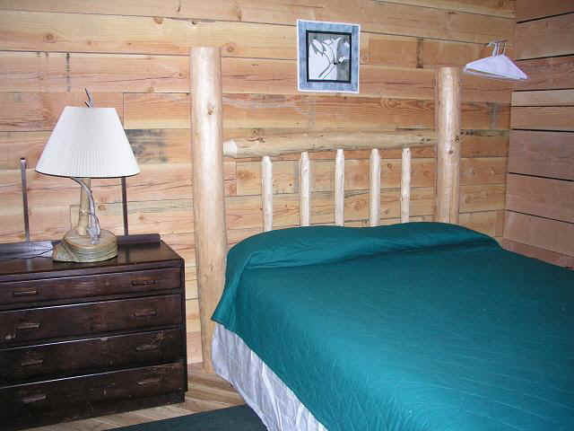 cabin38-BR22.JPG (55570 bytes)